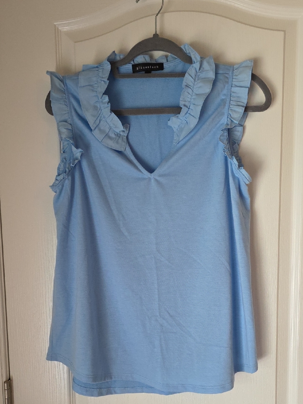 Blue Sleeveless Ruffle Top by Gibsonlook